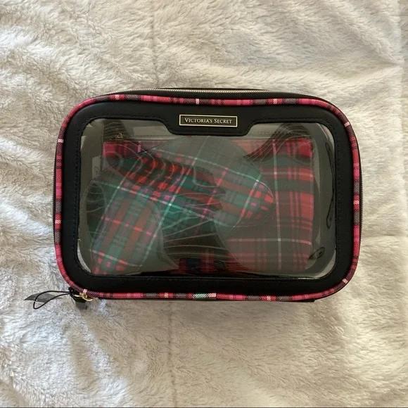 Victoria’s Secret 3 piece Makeup Bag Set - Picture 3 of 7